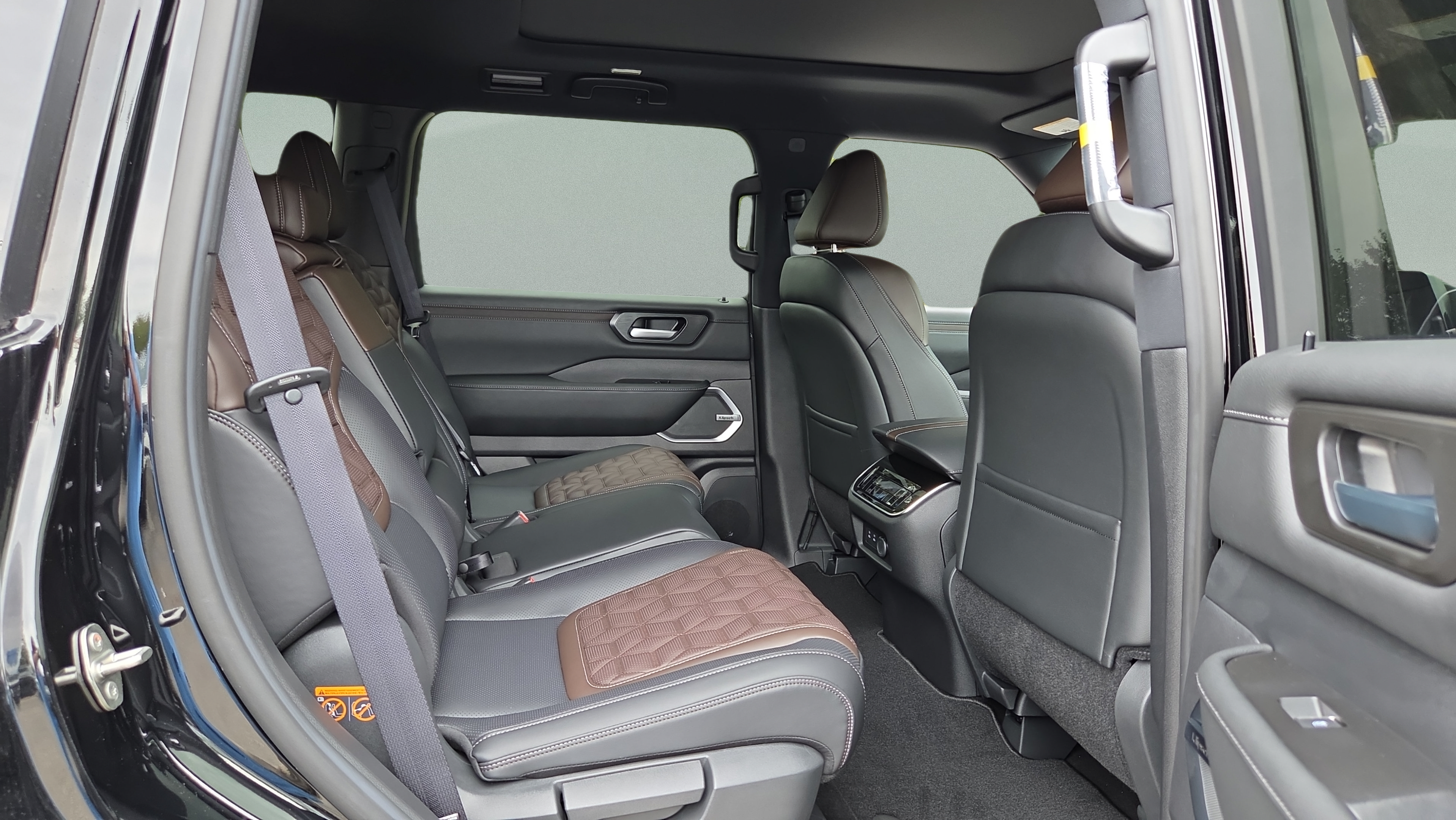 New 2026 Nissan Armada Platinum AWD/4WD image 14