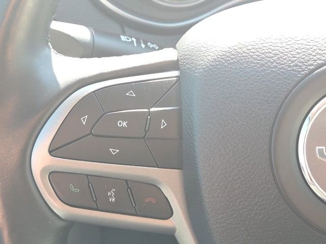 Used 2019 Jeep Cherokee Limited image 38