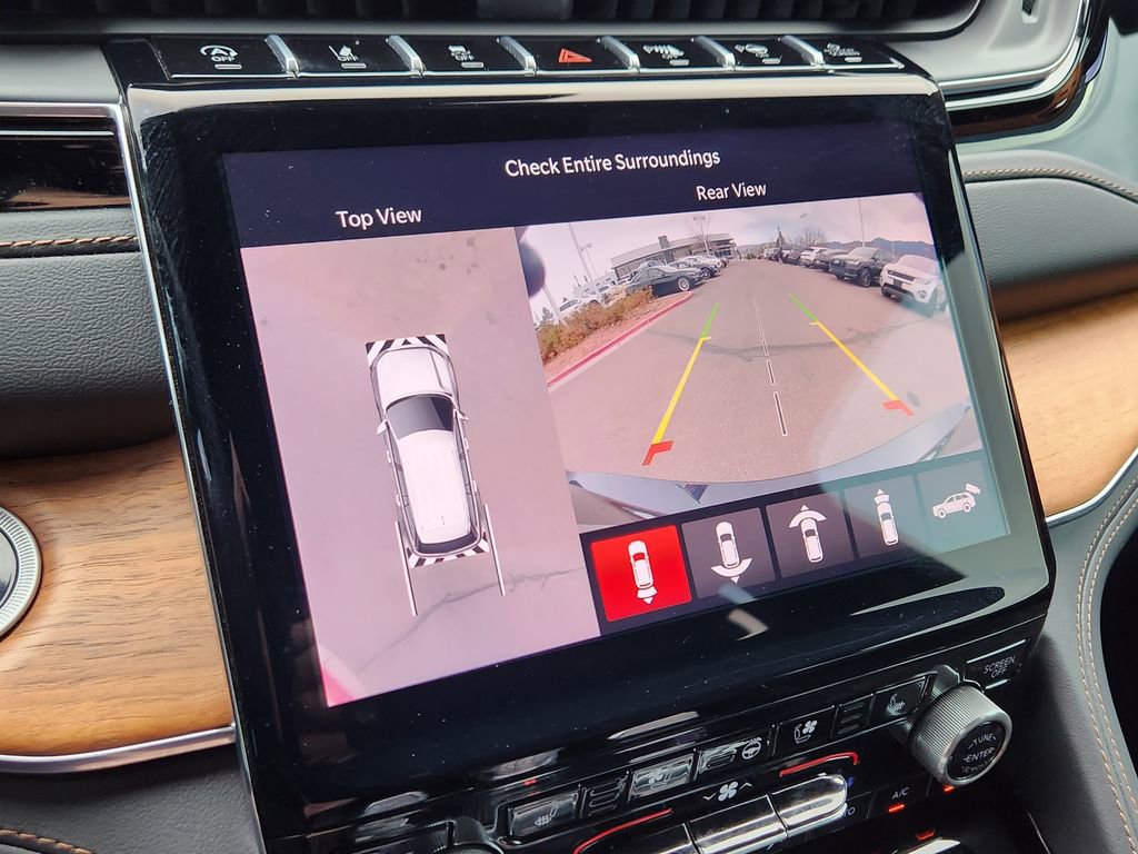 Used 2025 Jeep Grand Cherokee L Summit image 17