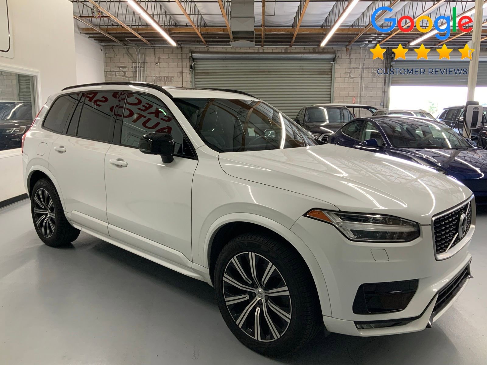 Used 2020 Volvo XC90 T6 R-Design image 2