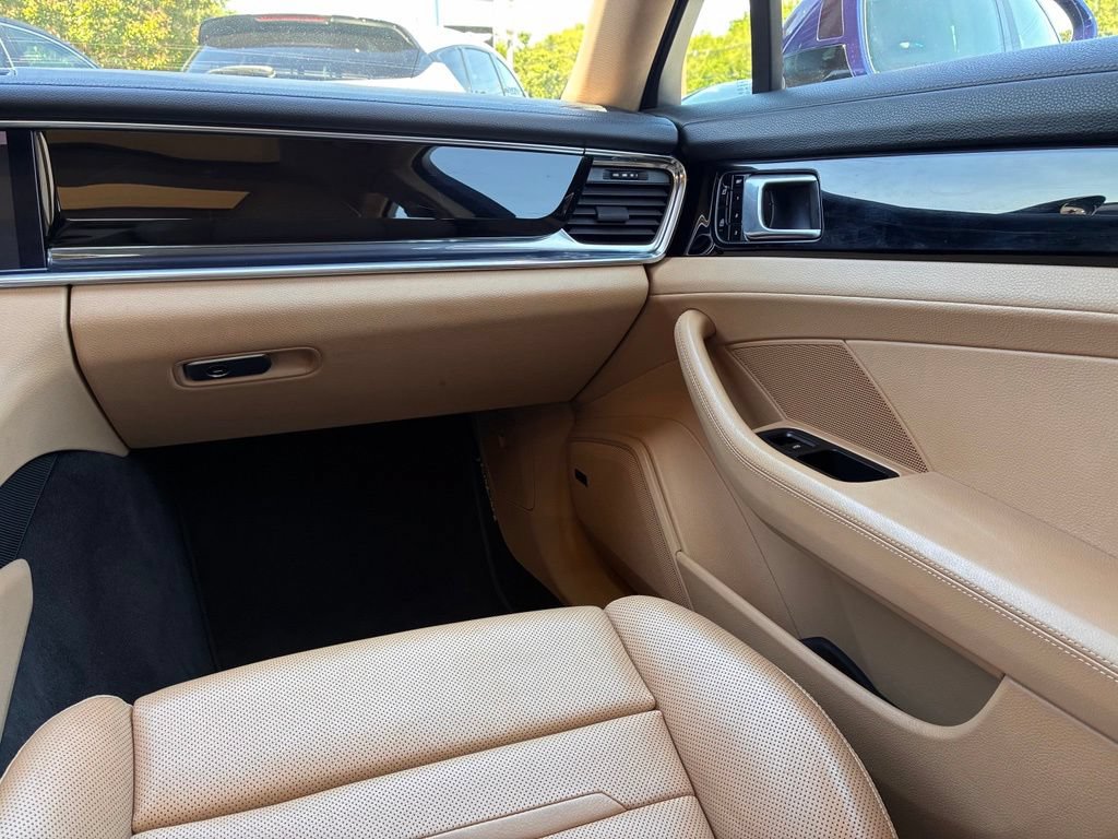 Used 2020 Porsche Panamera 4S AWD/4WD image 45