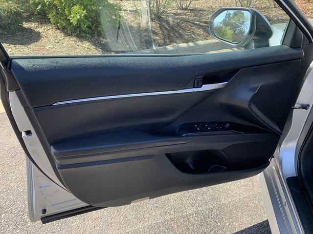 Certified 2018 Toyota Camry LE FWD image 17