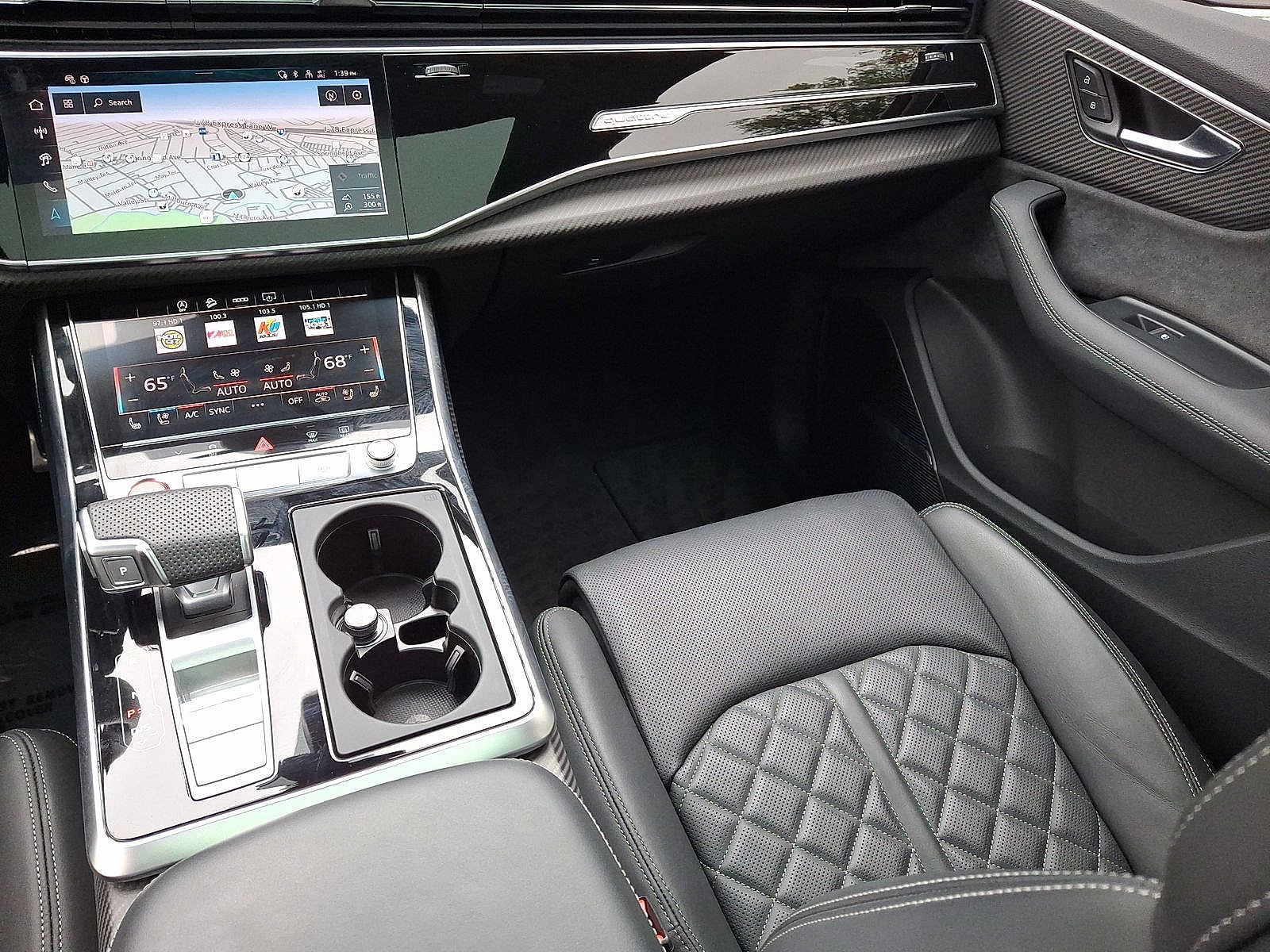 Used 2025 Audi SQ7 Premium Plus AWD/4WD image 11