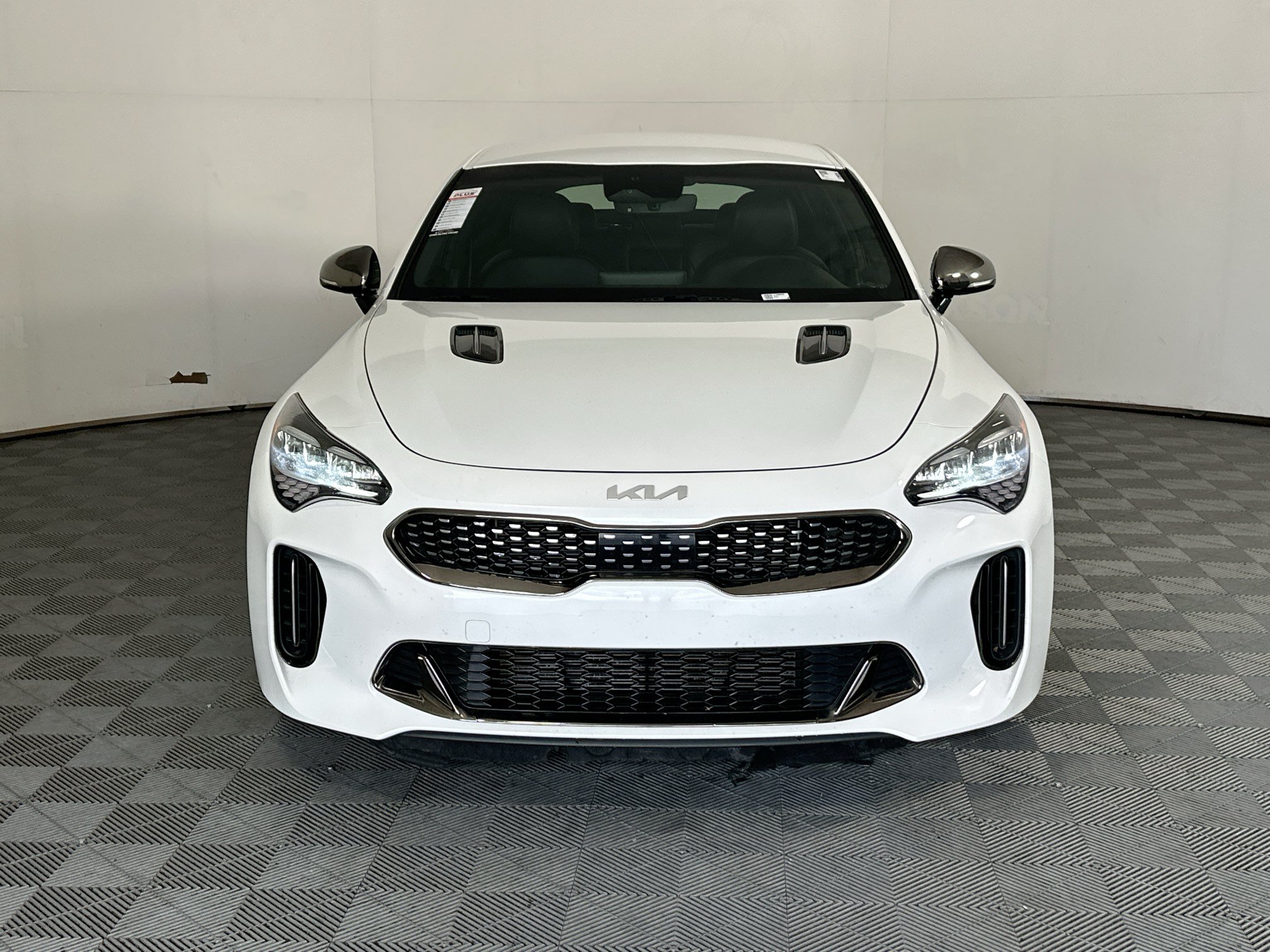 Used 2023 Kia Stinger GT-Line RWD image 8