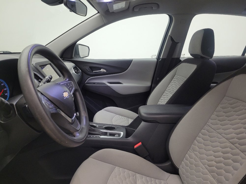 Used 2019 Chevrolet Equinox LS image 17
