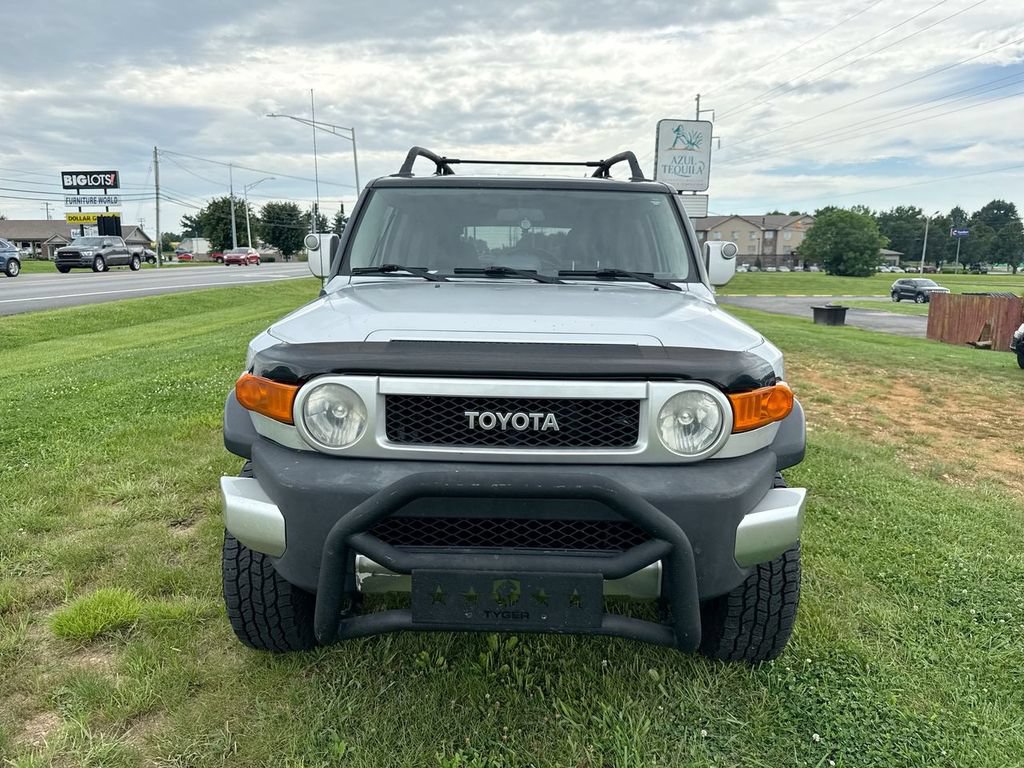Used 2007 Toyota FJ Cruiser 4WD w/ Upgrade Pkg 2 image 8