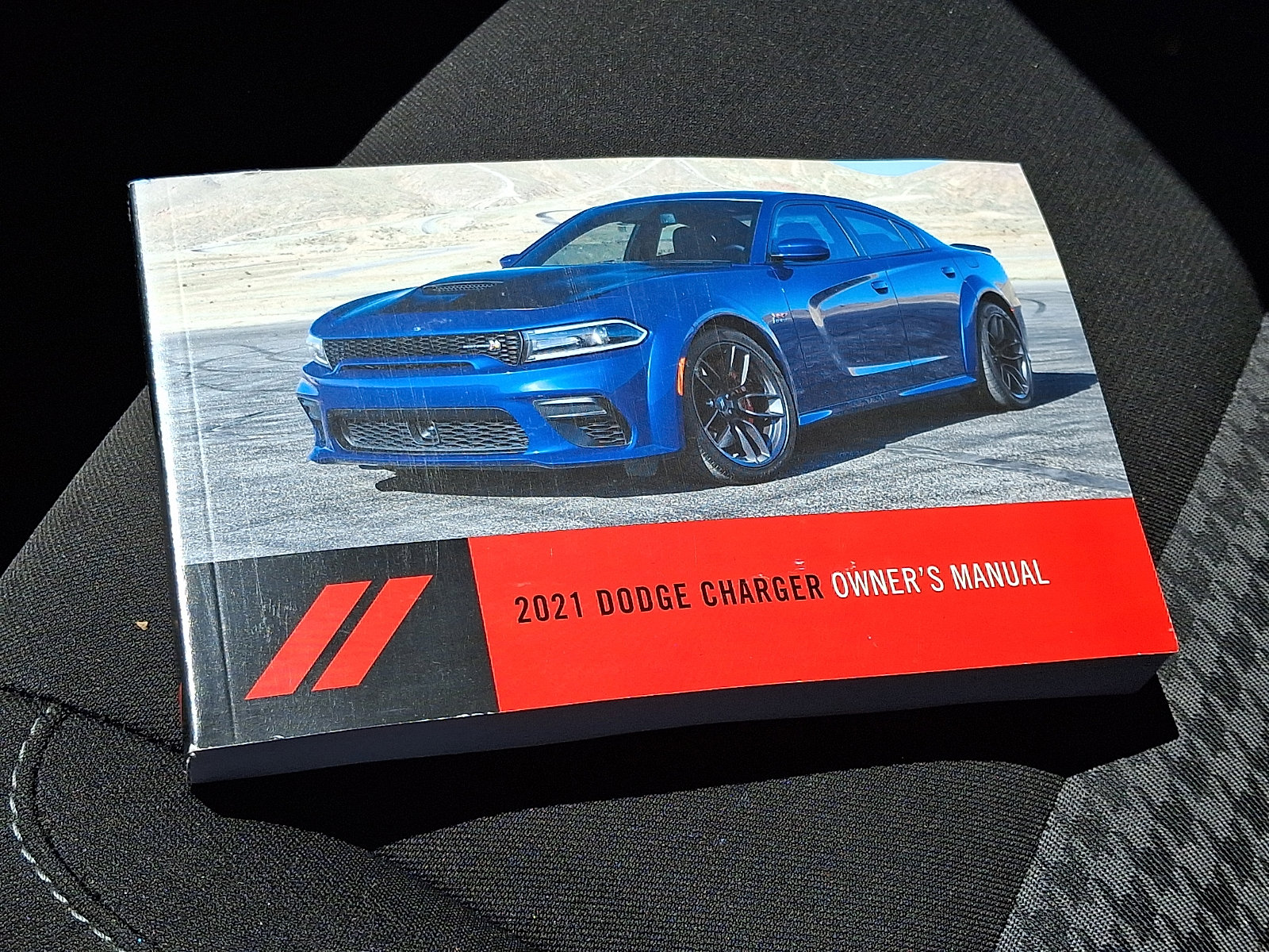 Used 2021 Dodge Charger SXT w/ Driver Convenience Group AWD/4WD image 26