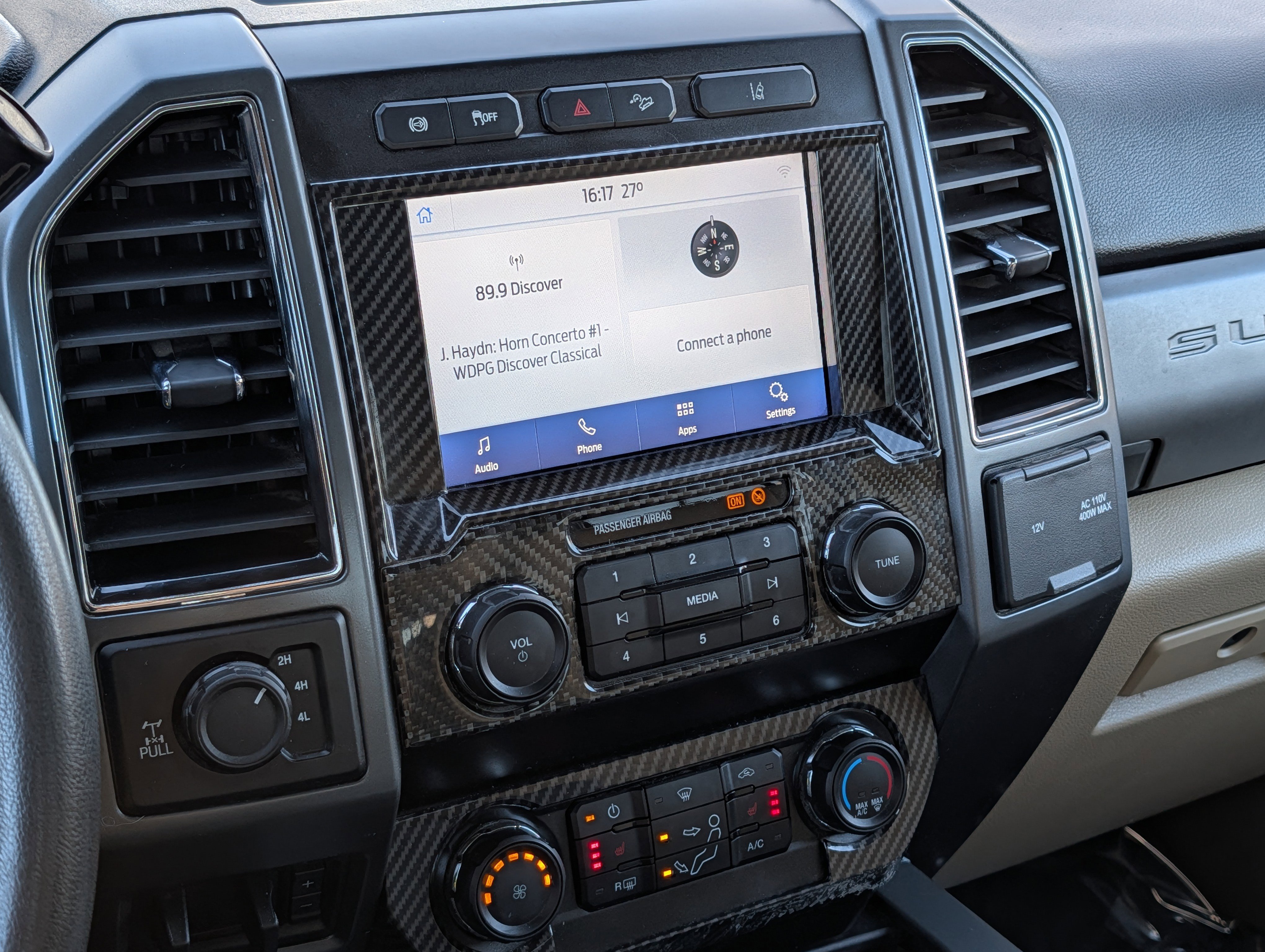 Used 2020 Ford F250 XLT w/ XLT Premium Package image 18