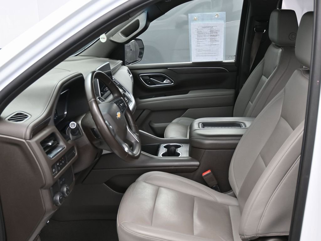 Used 2023 Chevrolet Suburban LT image 16