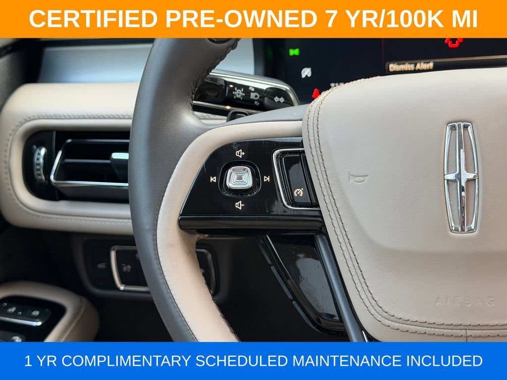 Used 2022 Lincoln Aviator AWD w/ Premium Package image 17