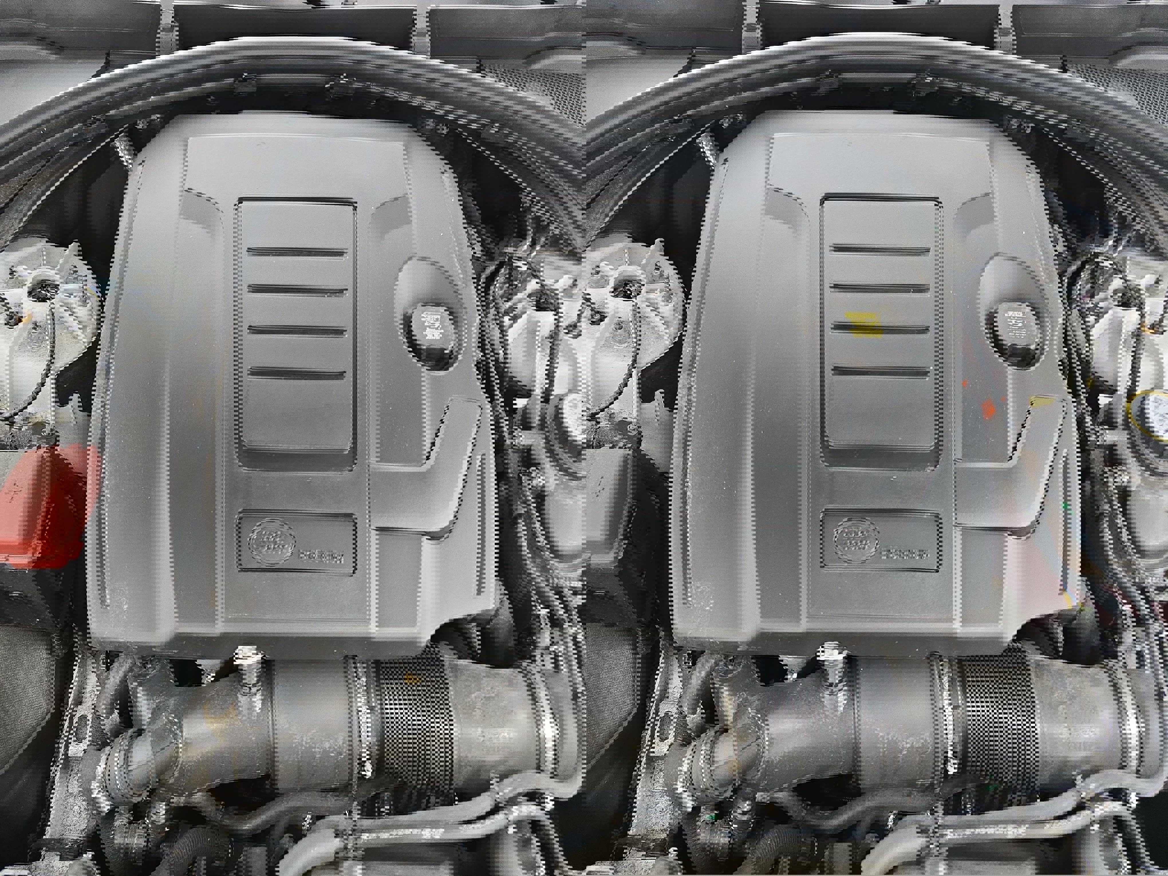 Certified 2025 Land Rover Range Rover Velar S image 31