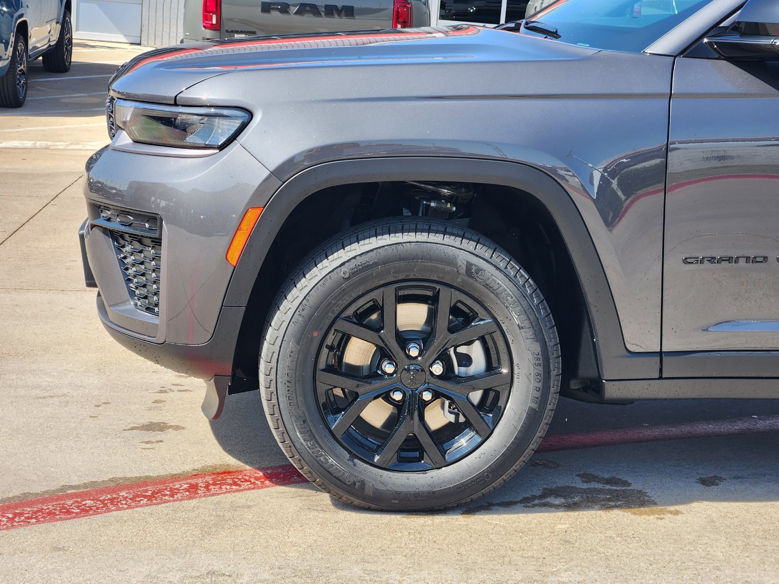 New 2026 Jeep Grand Cherokee L 4WD image 10
