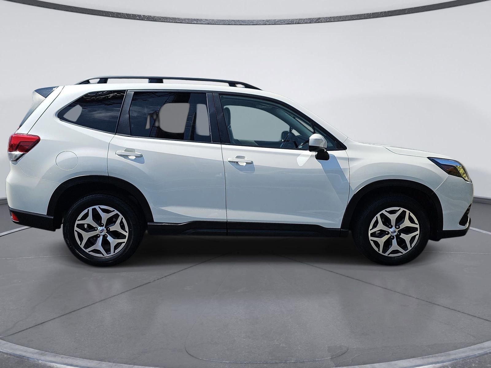 New 2024 Subaru Forester Premium AWD/4WD image 2
