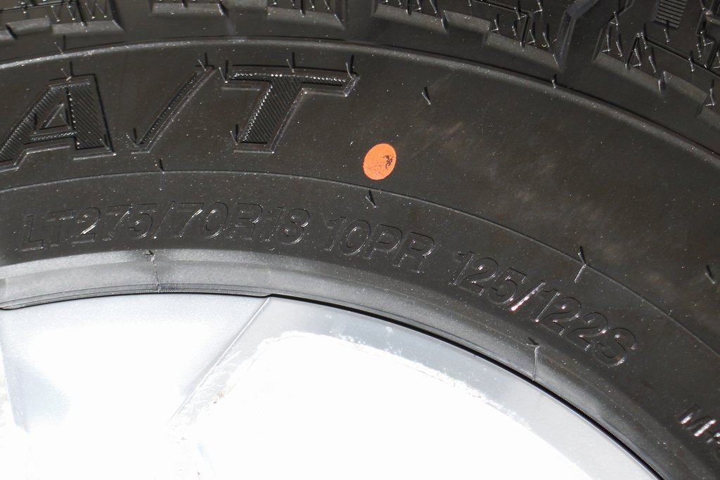 Used 2024 Chevrolet Silverado 2500 LT image 40