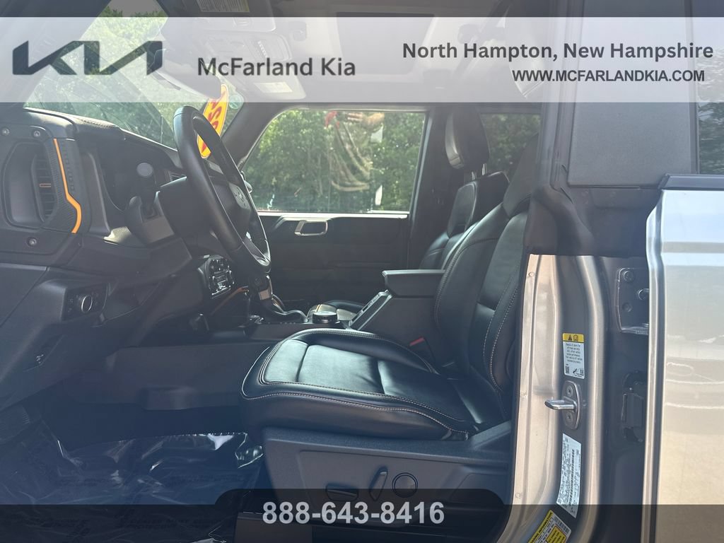 Used 2024 Ford Bronco Badlands AWD/4WD image 14
