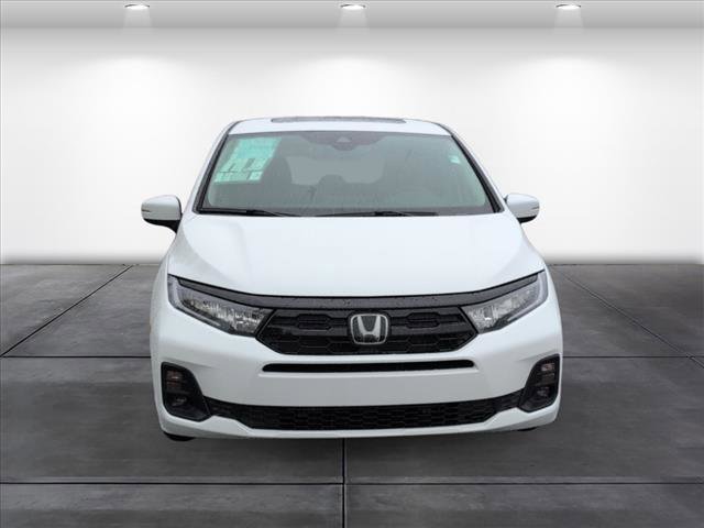 New 2026 Honda Odyssey Touring image 4