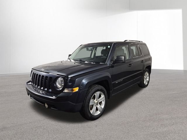 Used 2015 Jeep Patriot Latitude image 2