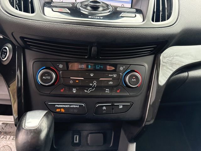 Used 2017 Ford Escape Titanium AWD/4WD image 37