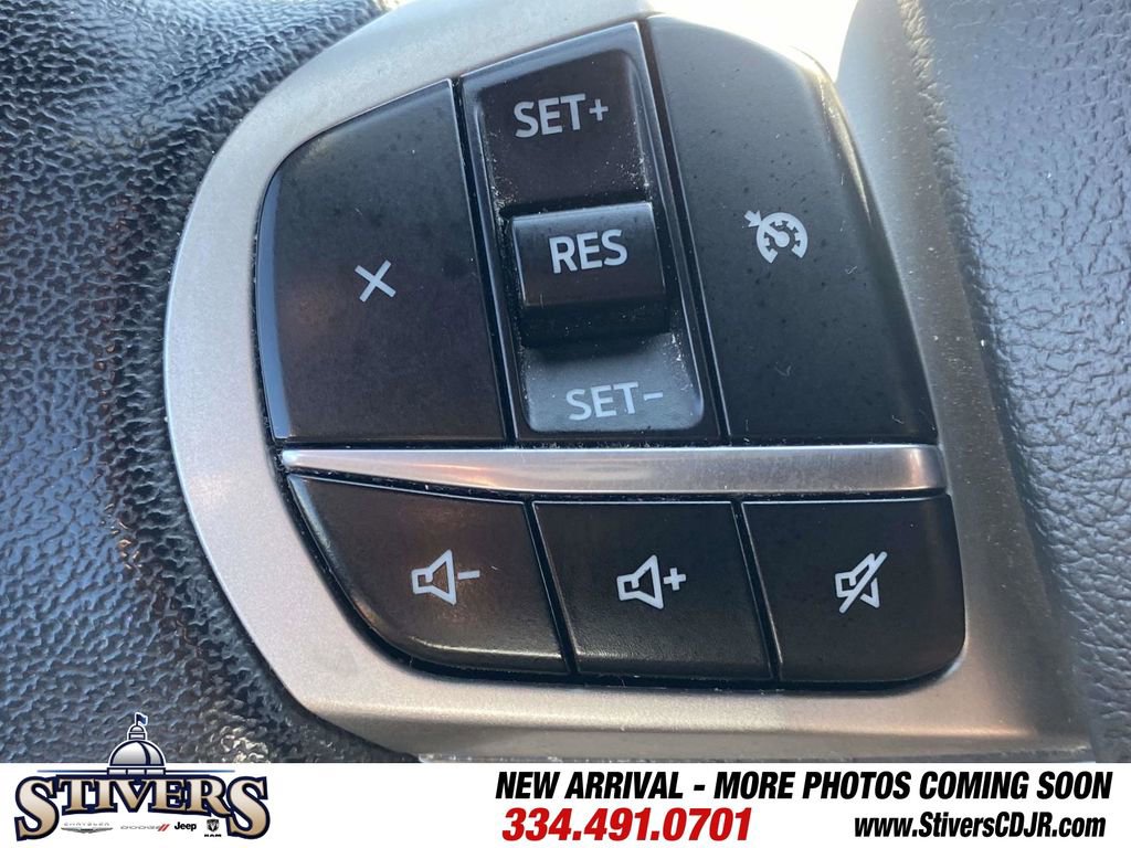 Used 2022 Ford Explorer XLT image 60