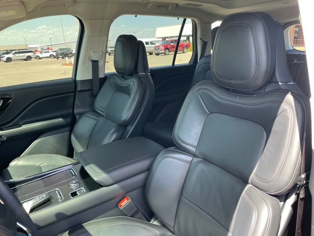 Used 2025 Lincoln Aviator Reserve w/ Equipment Group 201A AWD/4WD image 9