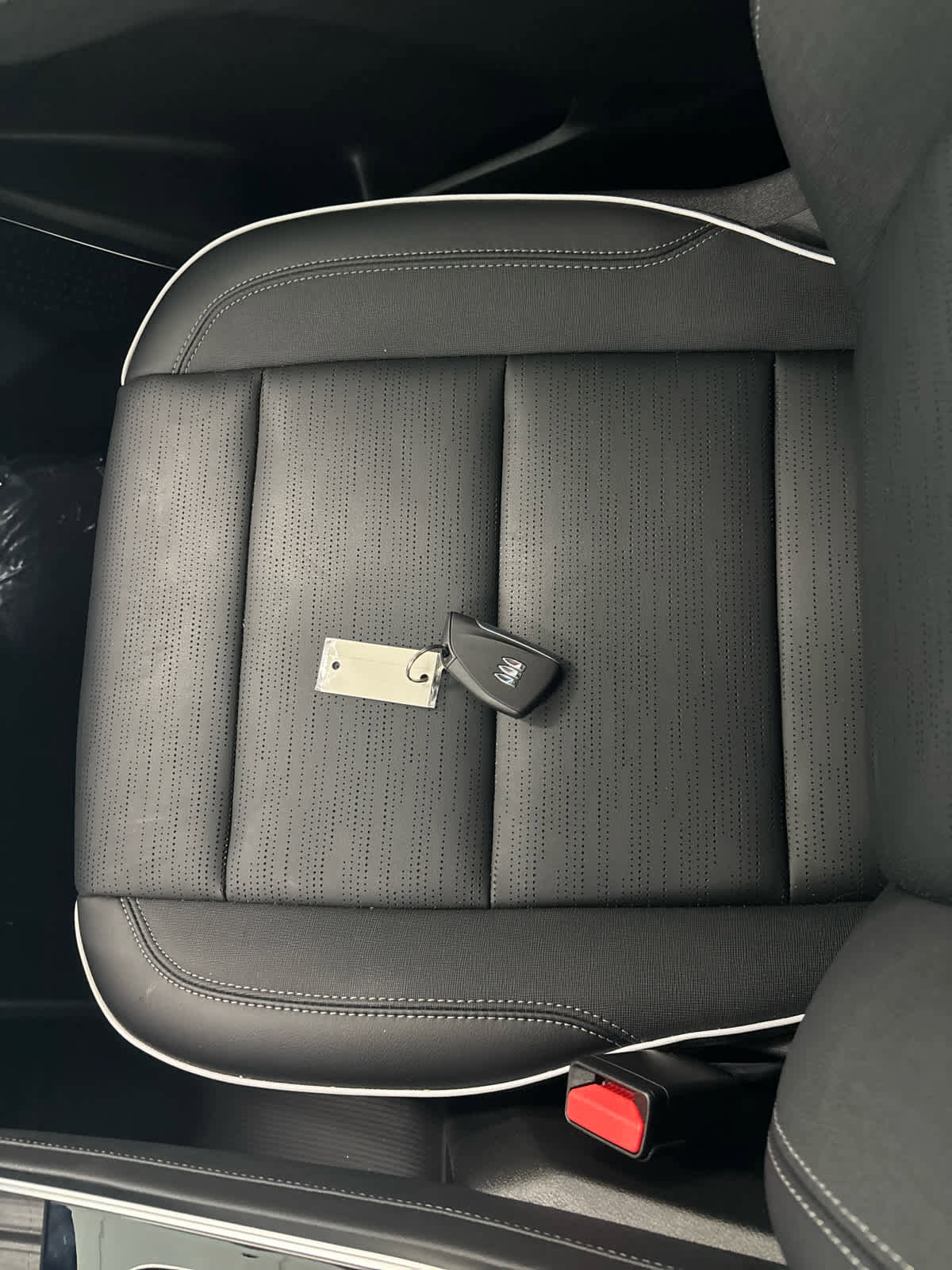 Used 2025 Buick Enclave Sport Touring w/ Power Package FWD image 55