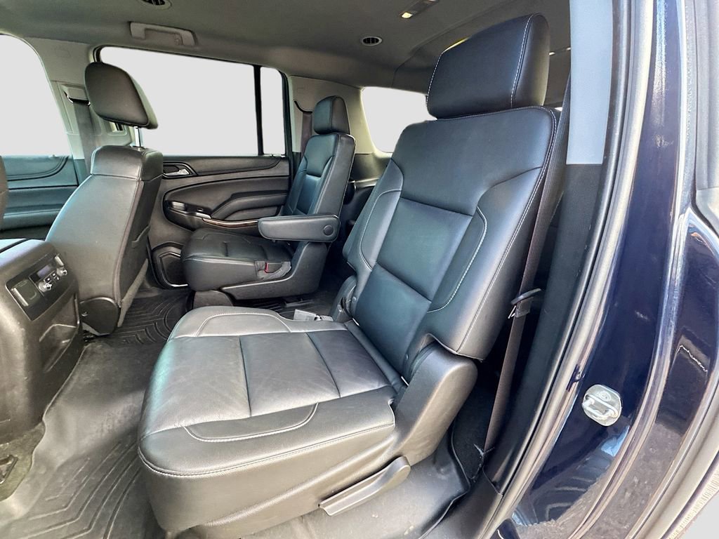 Used 2017 Chevrolet Suburban LT w/ LT Signature Package image 25