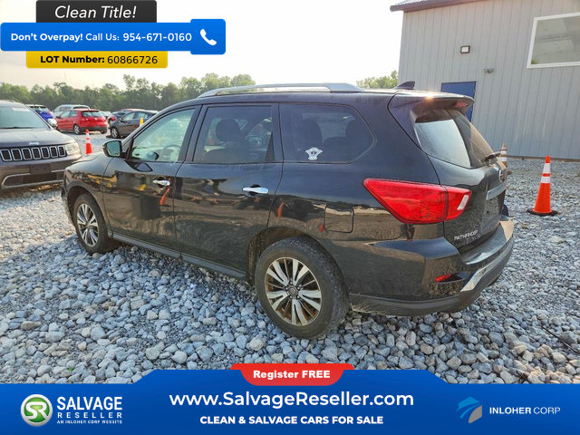 Used 2019 Nissan Pathfinder S AWD/4WD image 3