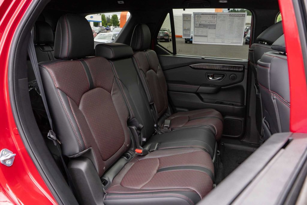 New 2026 Honda Pilot Black Edition image 17