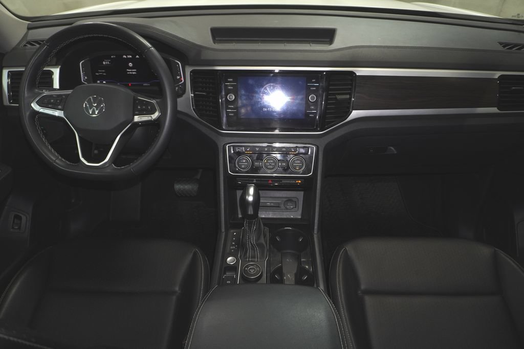Used 2023 Volkswagen Atlas SE w/ Panoramic Sunroof Package AWD/4WD image 17