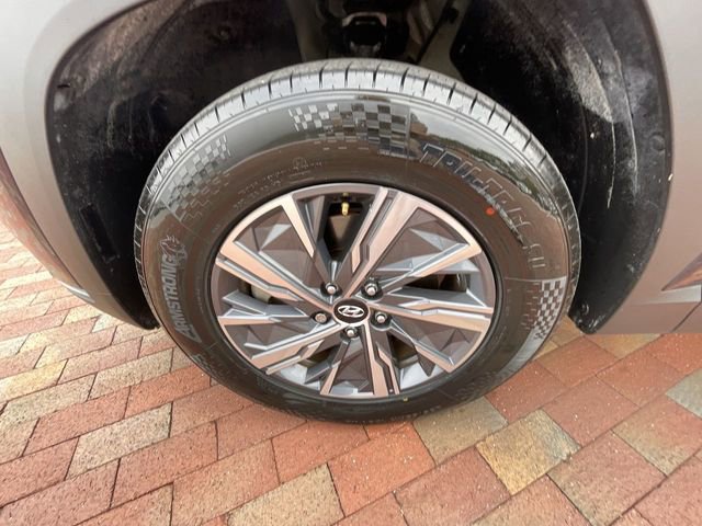 Used 2023 Hyundai Tucson Blue image 25