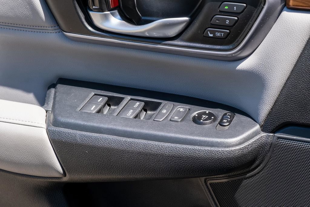 Used 2017 Honda CR-V EX-L image 13