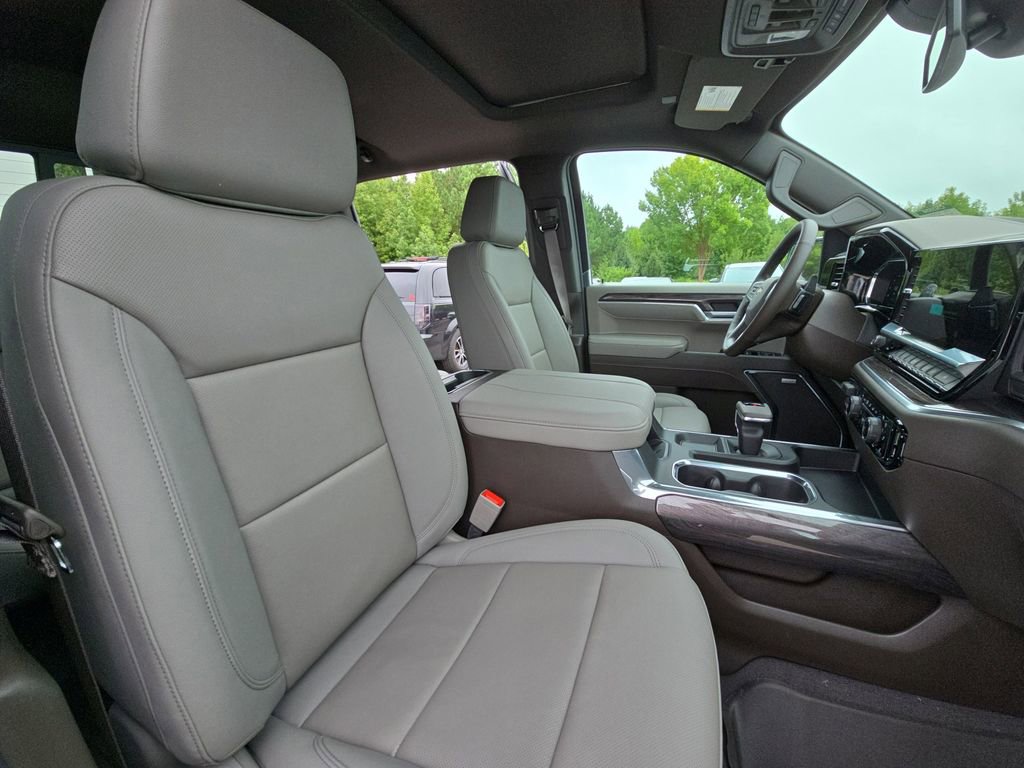 New 2026 Chevrolet Silverado 1500 LTZ w/ LTZ Premium Package image 10