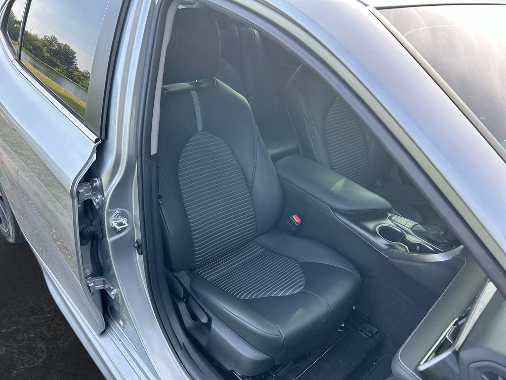 Certified 2024 Toyota Camry SE FWD image 30