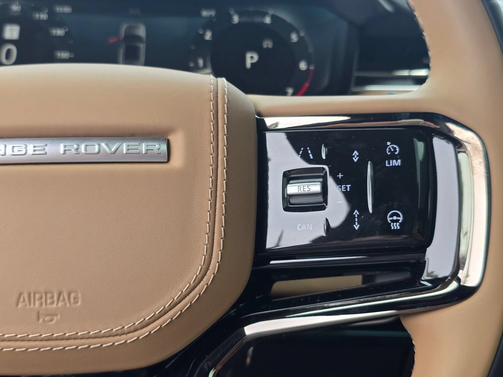 New 2026 Land Rover Range Rover Sport Dynamic SE AWD/4WD image 17