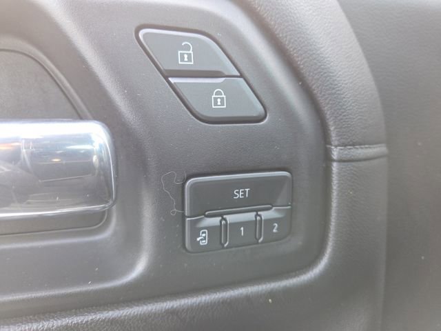 Used 2019 Chevrolet Silverado 1500 LTZ w/ LTZ Plus Package image 10