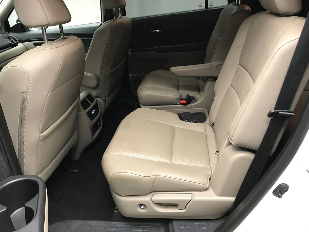Used 2017 Honda Pilot Elite image 14