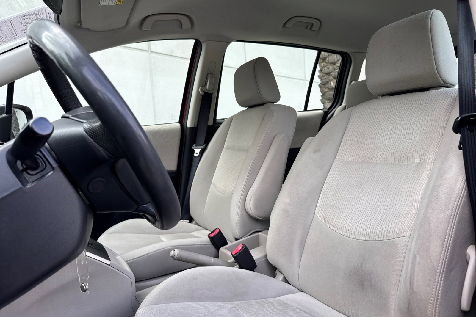 Used 2009 MAZDA MAZDA5 Sport FWD image 22