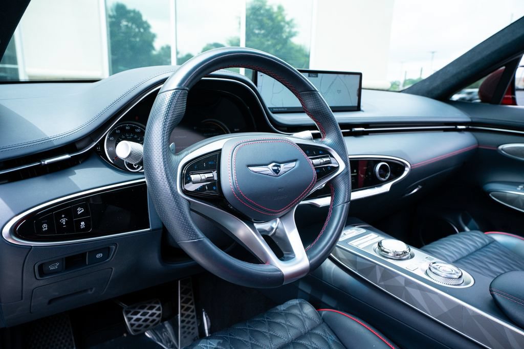 Used 2022 Genesis GV70 3.5T Sport w/ Sport Advanced Package AWD/4WD image 29
