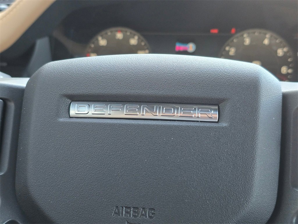 New 2025 Land Rover Defender 90 X-Dynamic SE image 20
