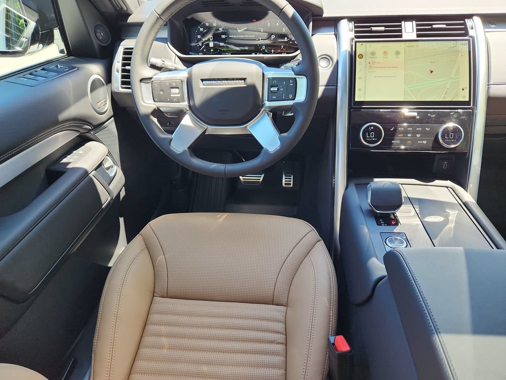 New 2026 Land Rover Discovery Dynamic SE AWD/4WD image 4