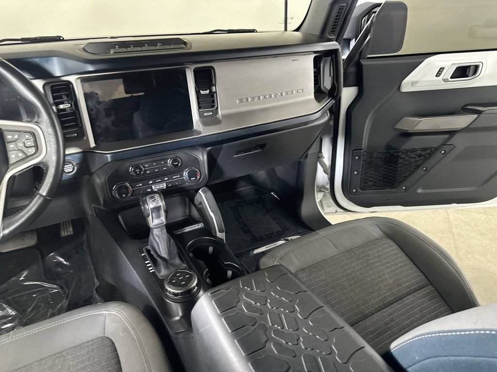 Used 2021 Ford Bronco Outer Banks w/ Sasquatch Package AWD/4WD image 21