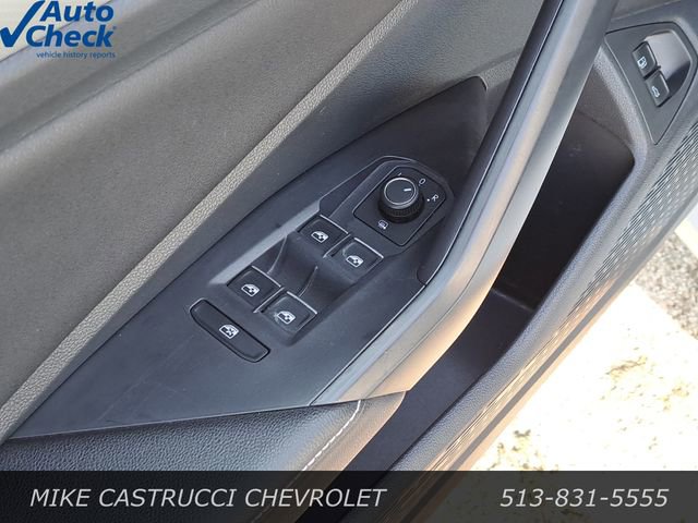 Used 2024 Volkswagen Jetta S image 19