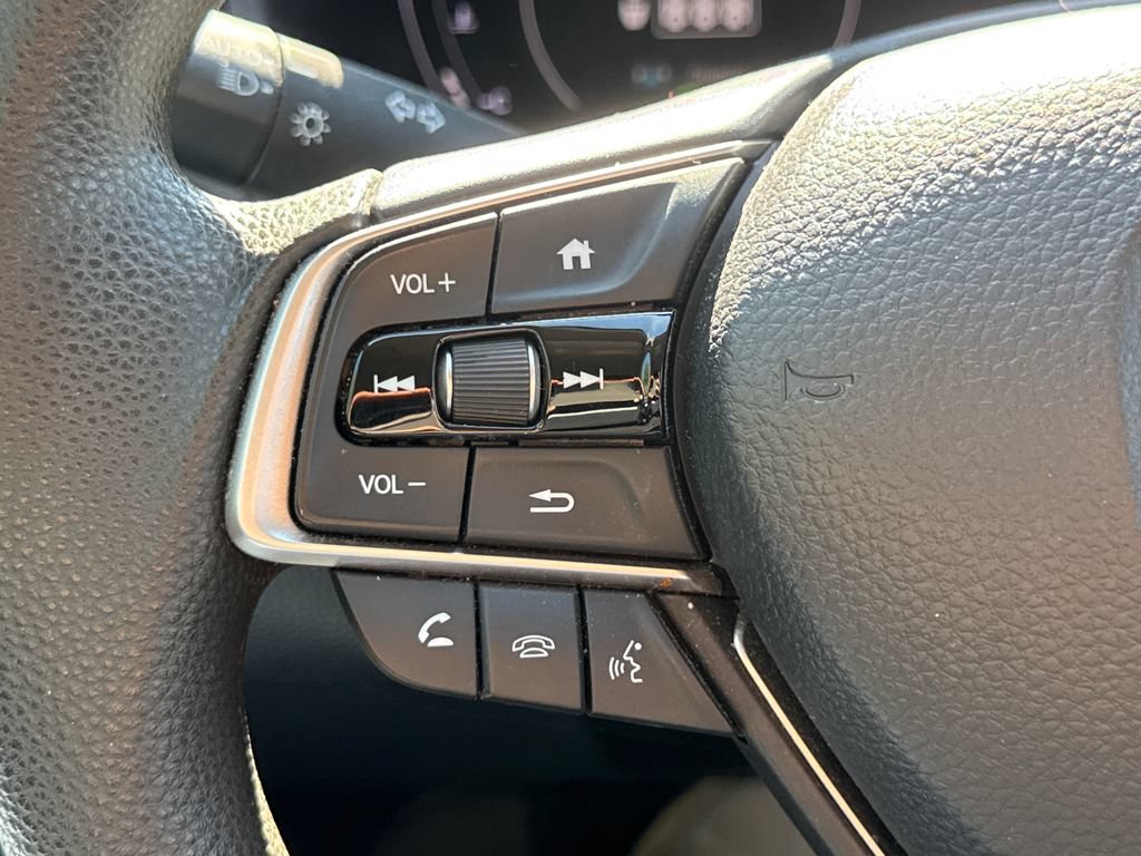 Used 2022 Honda Accord LX image 30