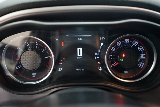 Used 2019 Dodge Challenger SXT image 31
