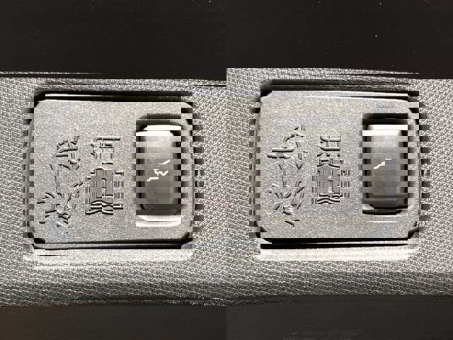 Used 2022 Ford Mustang Mach-E Premium image 31