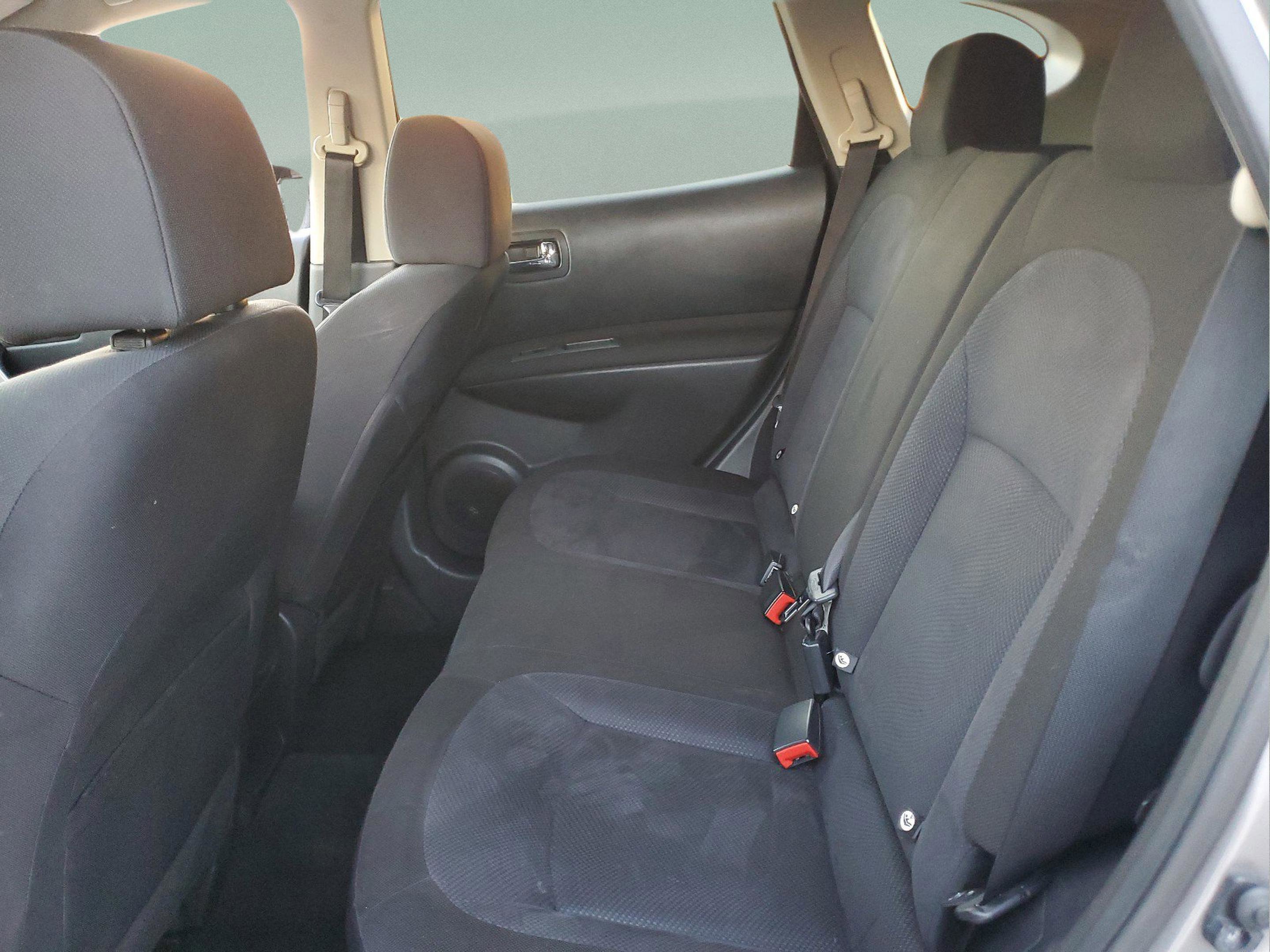 Used 2015 Nissan Rogue S w/ Convenience Package image 6