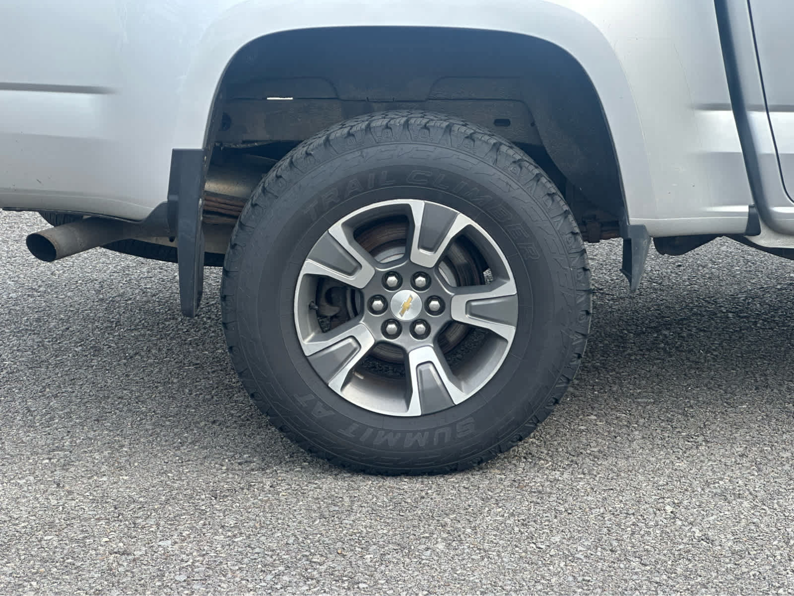 Used 2015 Chevrolet Colorado Z71 AWD/4WD image 24