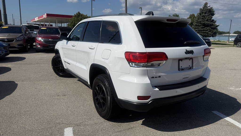 Used 2018 Jeep Grand Cherokee Laredo AWD/4WD image 7