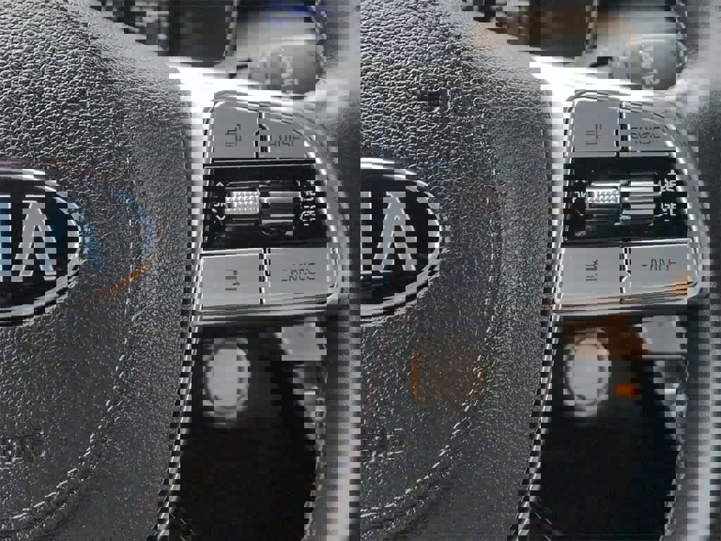 Used 2020 Kia Telluride SX w/ Towing Package image 27