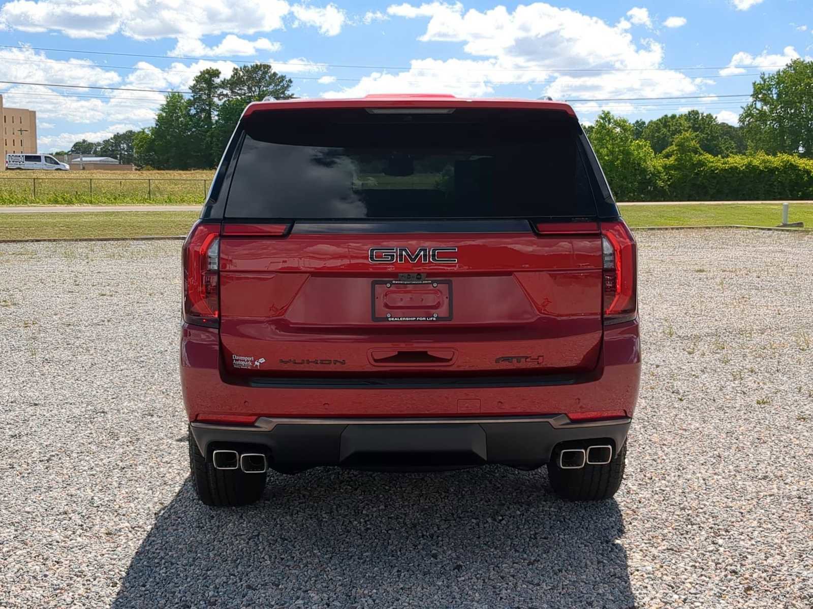 New 2026 GMC Yukon AT4 Ultimate AWD/4WD image 7